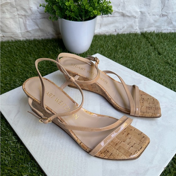 Stuart Weitzman
Oasis 50MM Leather Wedge Sandalsa size 7 Adobe (Nude) Cork - Picture 6 of 13